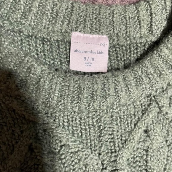 Abercrombie Kids Textured Green Sweater - Picture 2 of 2